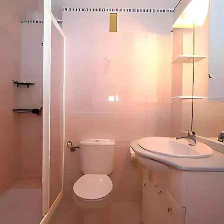 Comodo 2 Personas Con Aire Acondicionado En - Es-180-268 Apartment *